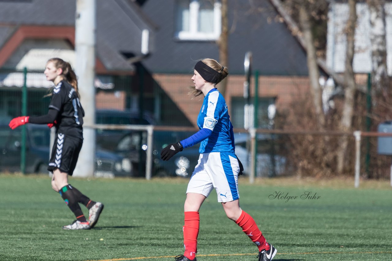 Bild 224 - B-Juniorinnen Halbfinale SVHU - Holstein Kiel : Ergebnis: 3:0